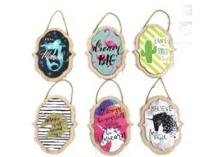 PLACA DECORATIVA MDF C/CORDA 18X15CM